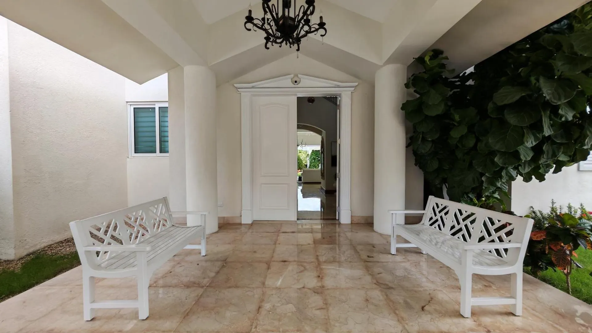 Casa De Campo Luxury Villa With Private Pool & Jacuzzi, Near Beach, Marina, Golf, Restaurants & Altos De Chavon La Romana